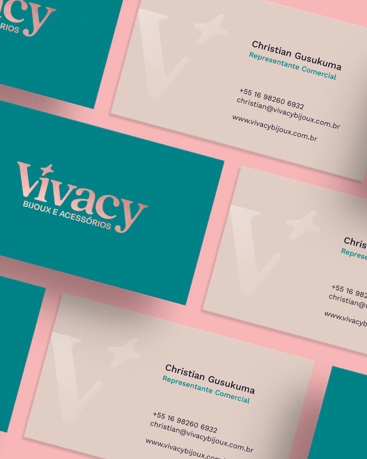 Cartões de visita da marca Vivacy.
